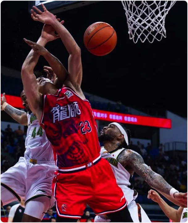 03月28日 CBA常规赛 广州vs辽宁 全场录像回放