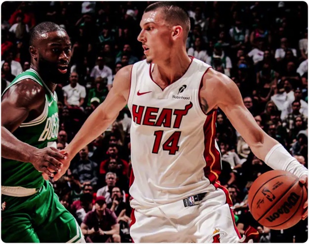 04月02日 NBA常规赛 凯尔特人vs热火 全场录像回放