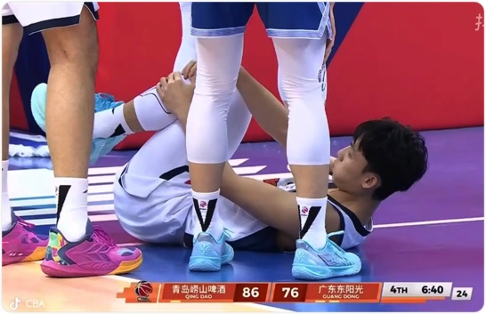 04月08日 CBA常规赛 青岛vs广东 全场录像回放