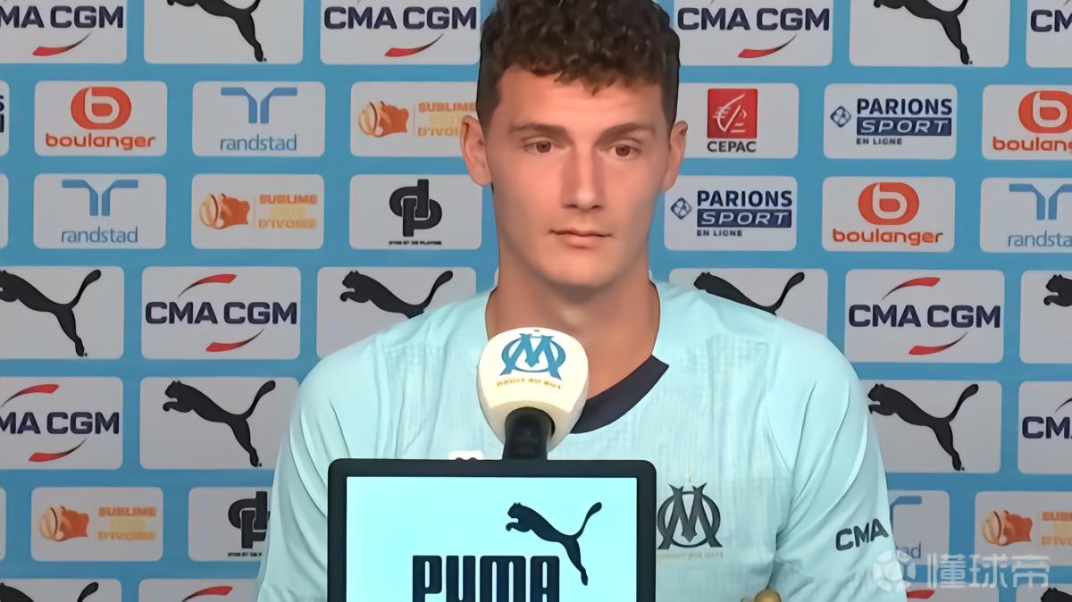 法媒：曼联正在密切关注帕瓦尔，但球员500万欧年薪是阻碍