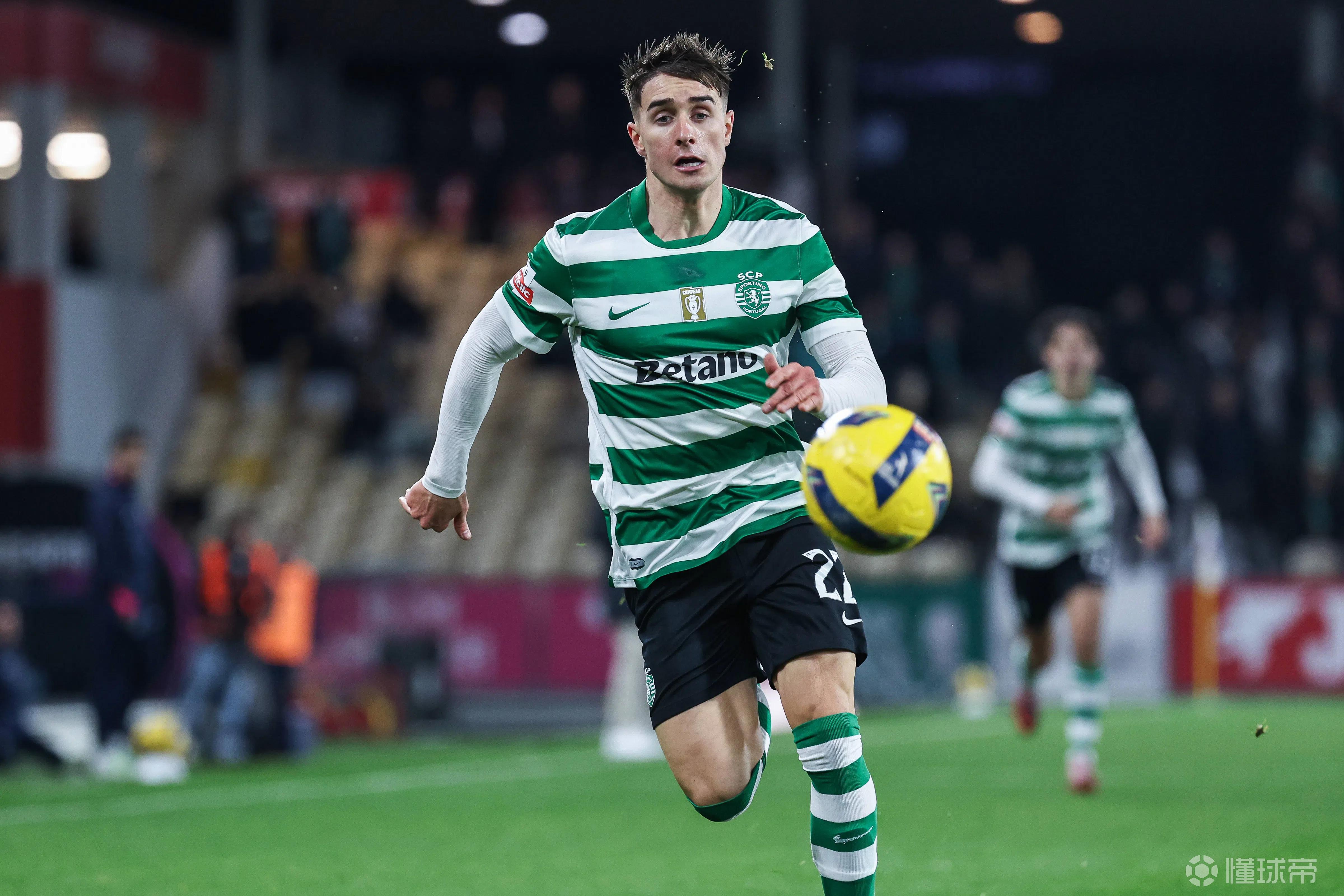 球报：多家英超球队看中葡体边卫弗雷斯内达，解约金8000万欧